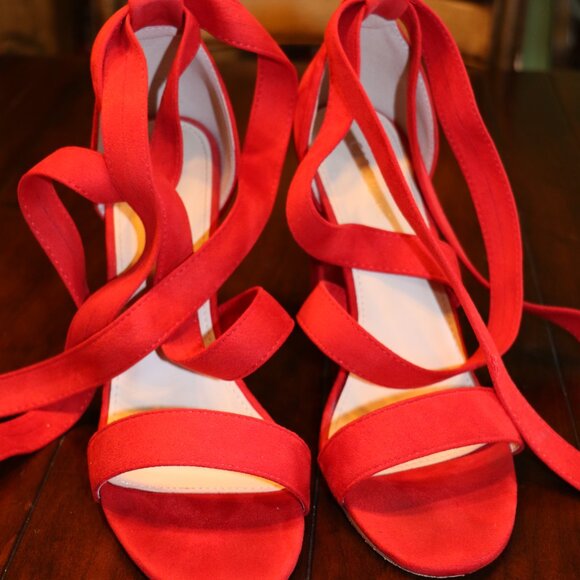 FINAL OFFER! - Carcuume Ellery Red Suede Lace-up Heels - size 10 - Picture 4 of 9